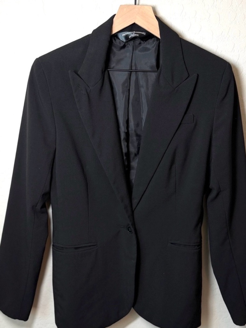 Norma Kamali Single Breasted Black Blazer Size 10